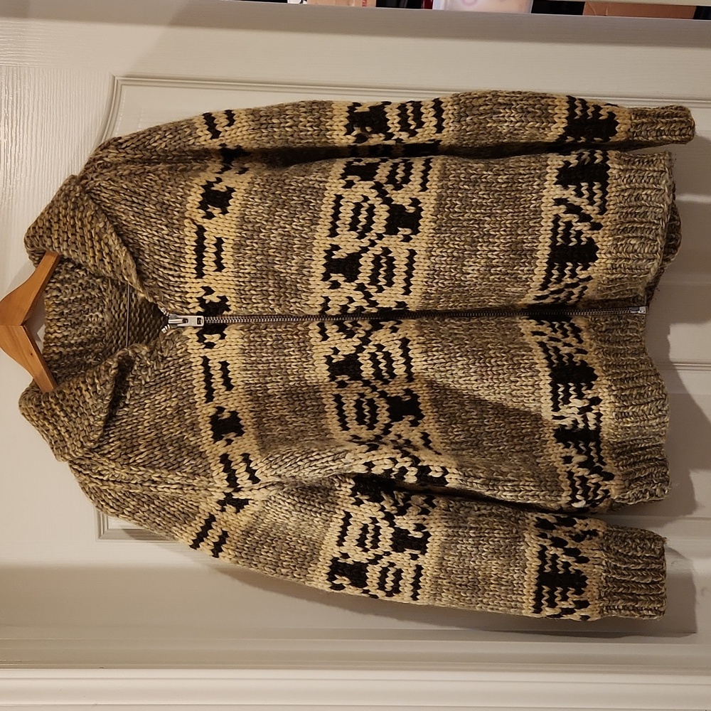 Cowichan Alaskan Sweater, hat and  gloves,  adult medium